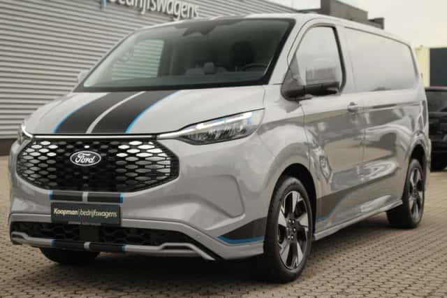 Ford E-Transit Custom (2026) thumbnail 2