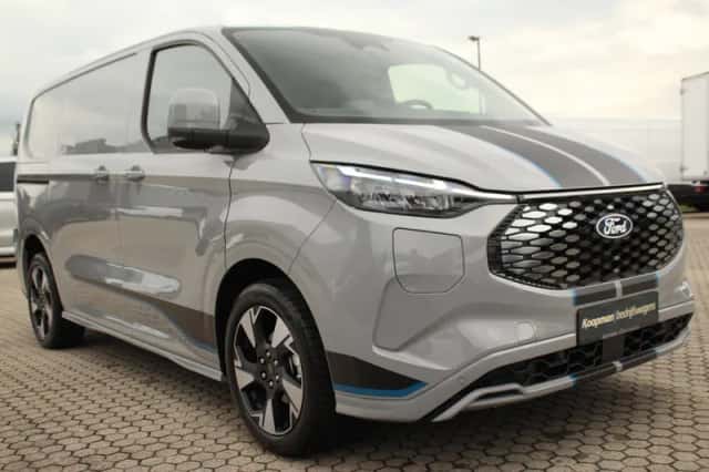 Ford E-Transit Custom (2026) thumbnail 5
