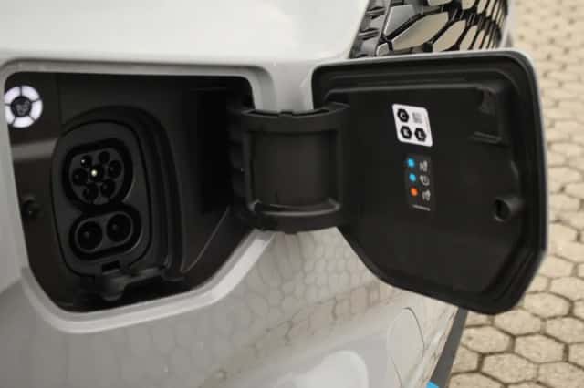 Ford E-Transit Custom (2026) thumbnail 6