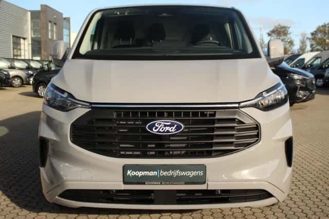 Ford E-Transit (2026) thumbnail 3