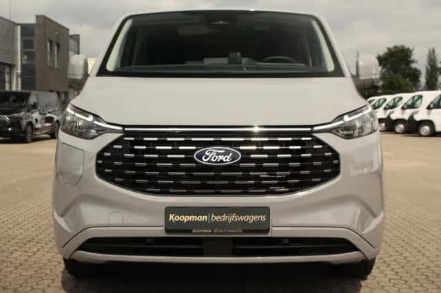 Ford Tourneo (2026) thumbnail 3