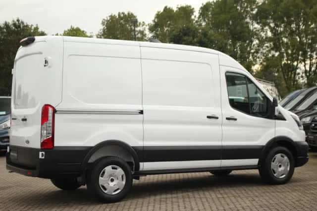 Ford Transit (2024) thumbnail 5