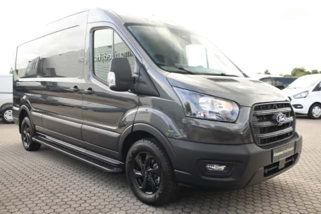 Ford Transit (2024) thumbnail 4
