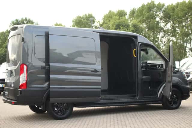 Ford Transit (2024) thumbnail 6