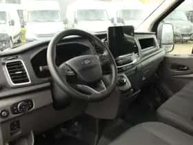 Ford Transit (2024) thumbnail 13
