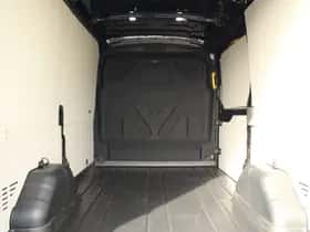 Ford Transit (2024) thumbnail 9