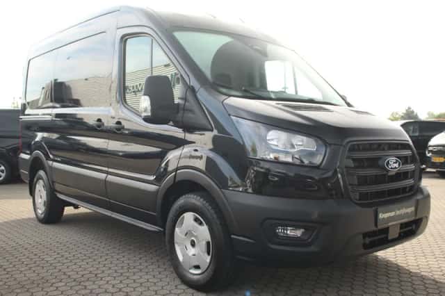 Ford Transit (2024) thumbnail 4
