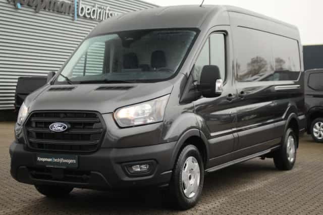 Ford Transit (2024) thumbnail 2
