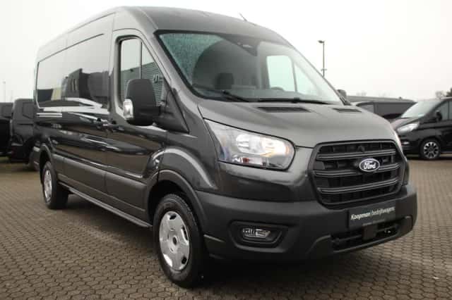 Ford Transit (2024) thumbnail 4