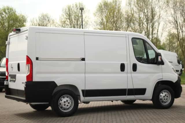 Opel Movano (2024) thumbnail 4