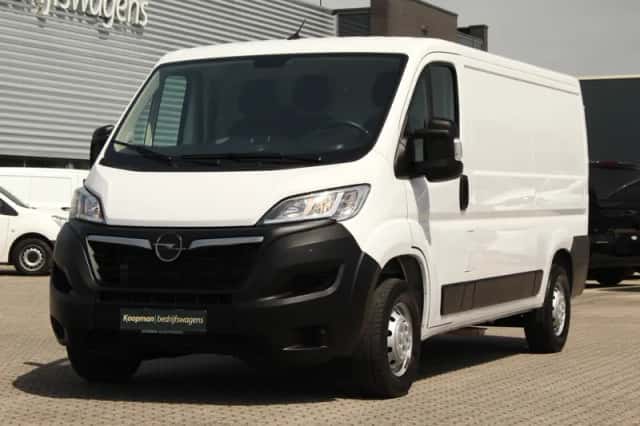 Opel Movano (2024) thumbnail 2