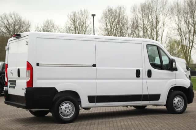 Opel Movano (2024) thumbnail 5