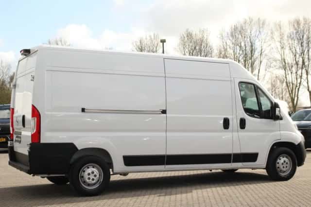 Opel Movano (2024) thumbnail 5