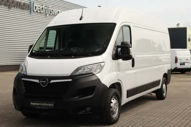 Opel Movano (2024) thumbnail 2