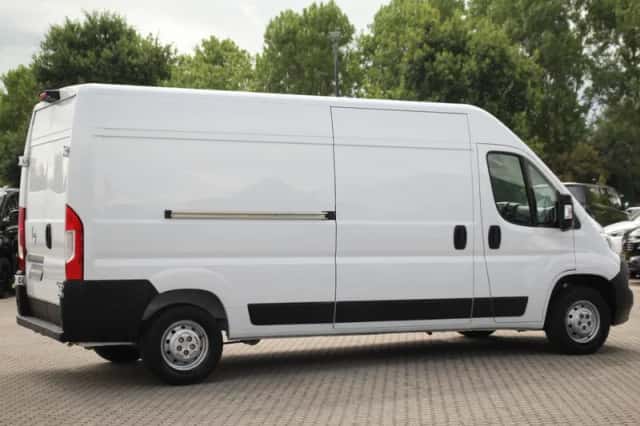 Opel Movano 2.2D (2024) thumbnail 4