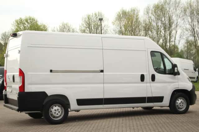 Opel Movano (2024) thumbnail 5