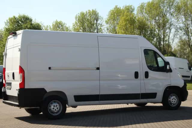 Opel Movano (2024) thumbnail 5