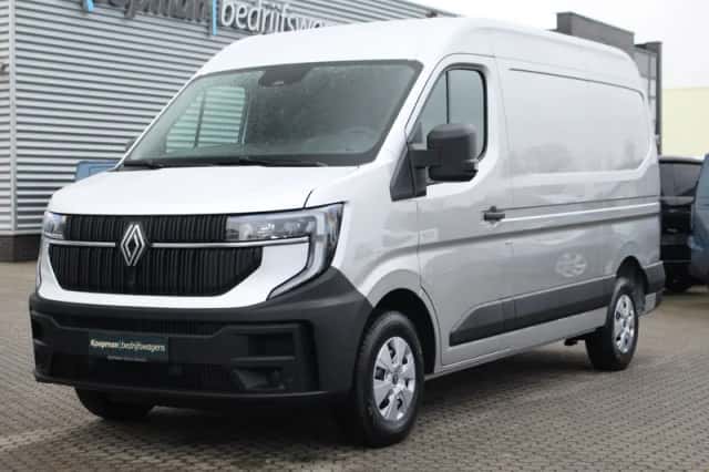 Renault Master (2024) thumbnail 2