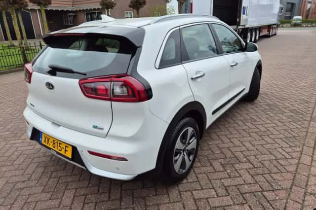 Kia Niro (2019) thumbnail 4