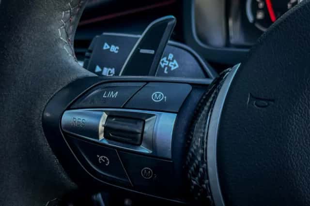 BMW X6 (2018) thumbnail 15