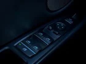 BMW X6 (2018) thumbnail 43