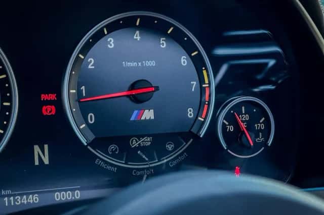BMW X6 (2018) thumbnail 9