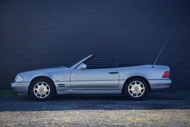 Mercedes-Benz SL-Klasse (1997) thumbnail 3
