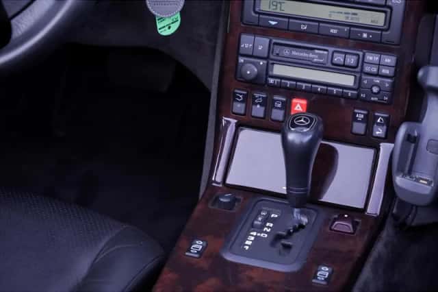Mercedes-Benz SL-Klasse (1997) thumbnail 22