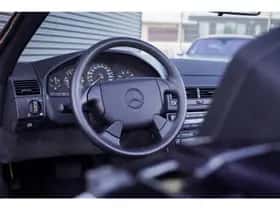 Mercedes-Benz SL-Klasse thumbnail 30