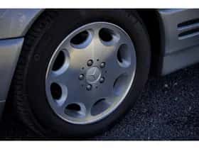 Mercedes-Benz SL-Klasse thumbnail 33