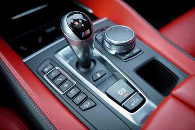 BMW X5 (2018) thumbnail 33