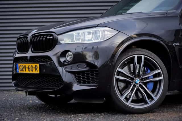 BMW X5 (2018) thumbnail 36