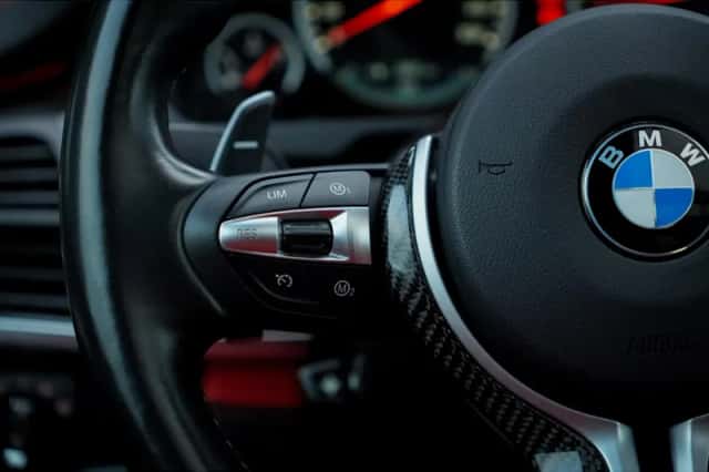 BMW X5 (2018) thumbnail 65
