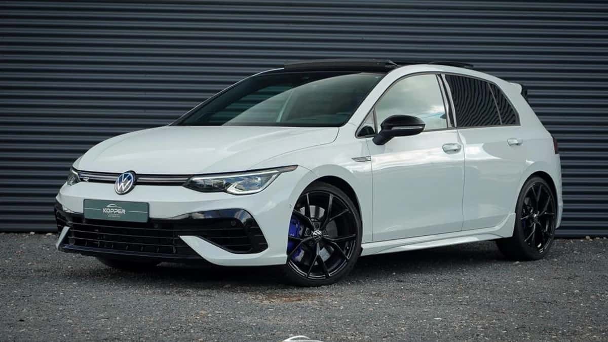 Volkswagen Golf (2023) — foto 1