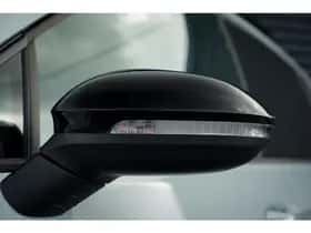 Volkswagen Golf (2023) thumbnail 22