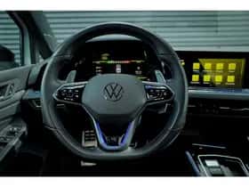 Volkswagen Golf (2023) thumbnail 48