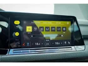 Volkswagen Golf (2023) thumbnail 52