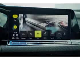Volkswagen Golf (2023) thumbnail 54