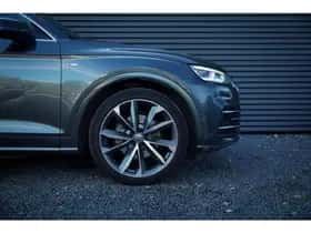 Audi Q5 thumbnail 11
