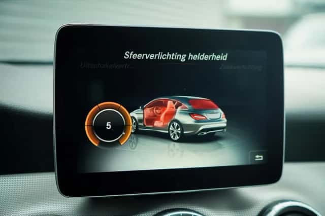 Mercedes-Benz CLA-Klasse (2016) thumbnail 28