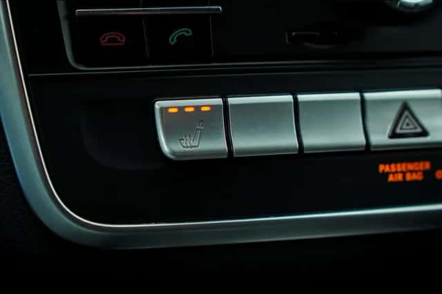 Mercedes-Benz CLA-Klasse (2016) thumbnail 29