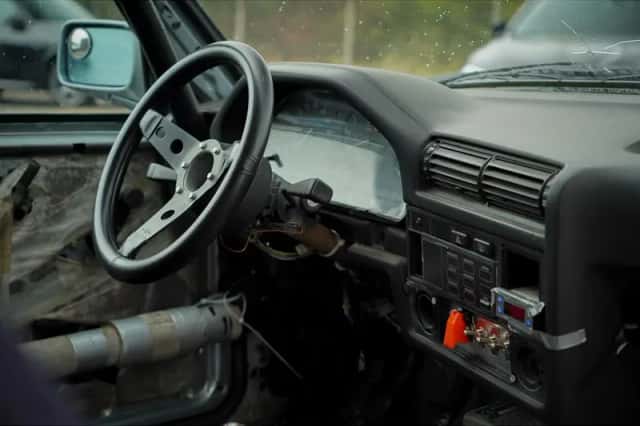 BMW 3-Serie (1985) thumbnail 13