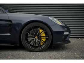 Porsche Panamera thumbnail 11