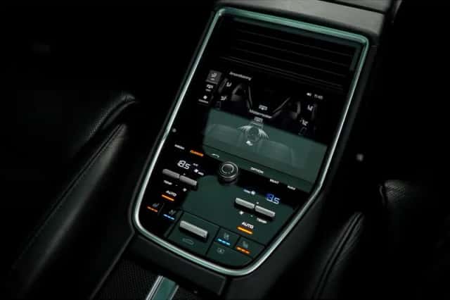 Porsche Panamera (2017) thumbnail 18