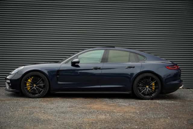 Porsche Panamera (2017) thumbnail 3
