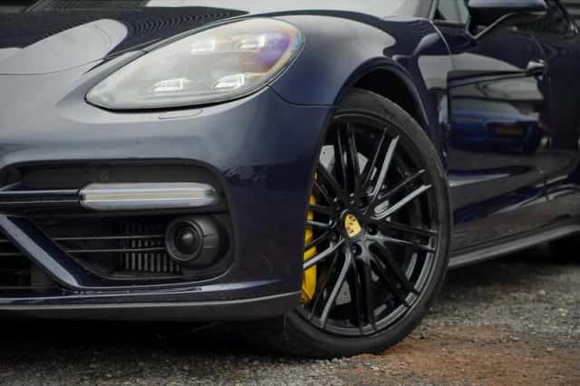 Porsche Panamera (2017) thumbnail 23