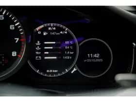 Porsche Panamera thumbnail 28