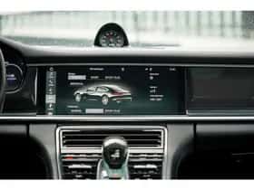 Porsche Panamera thumbnail 35