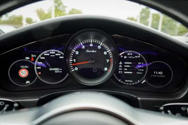 Porsche Panamera (2017) thumbnail 5