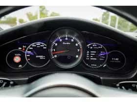 Porsche Panamera thumbnail 5